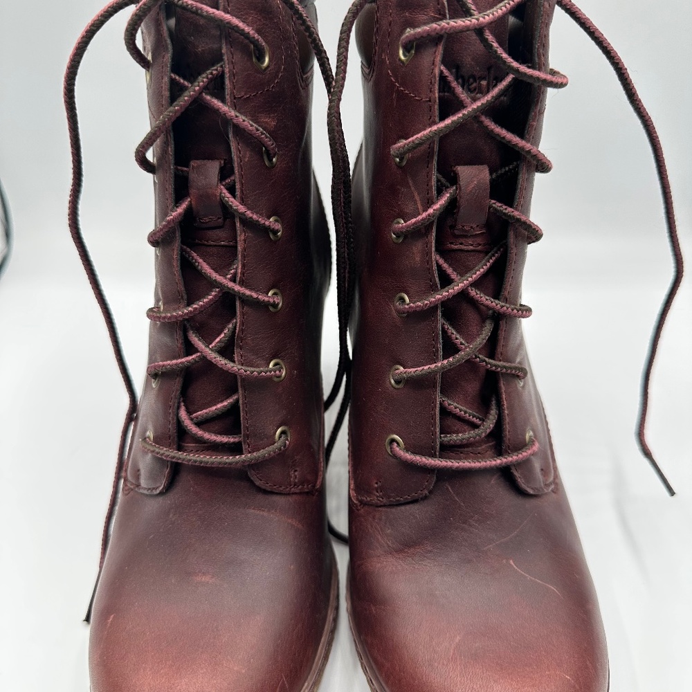 Timberland Women's Allington 6" Lace-Up Burgundy Boots